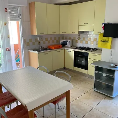 Via Modena Lejlighed Cattolica